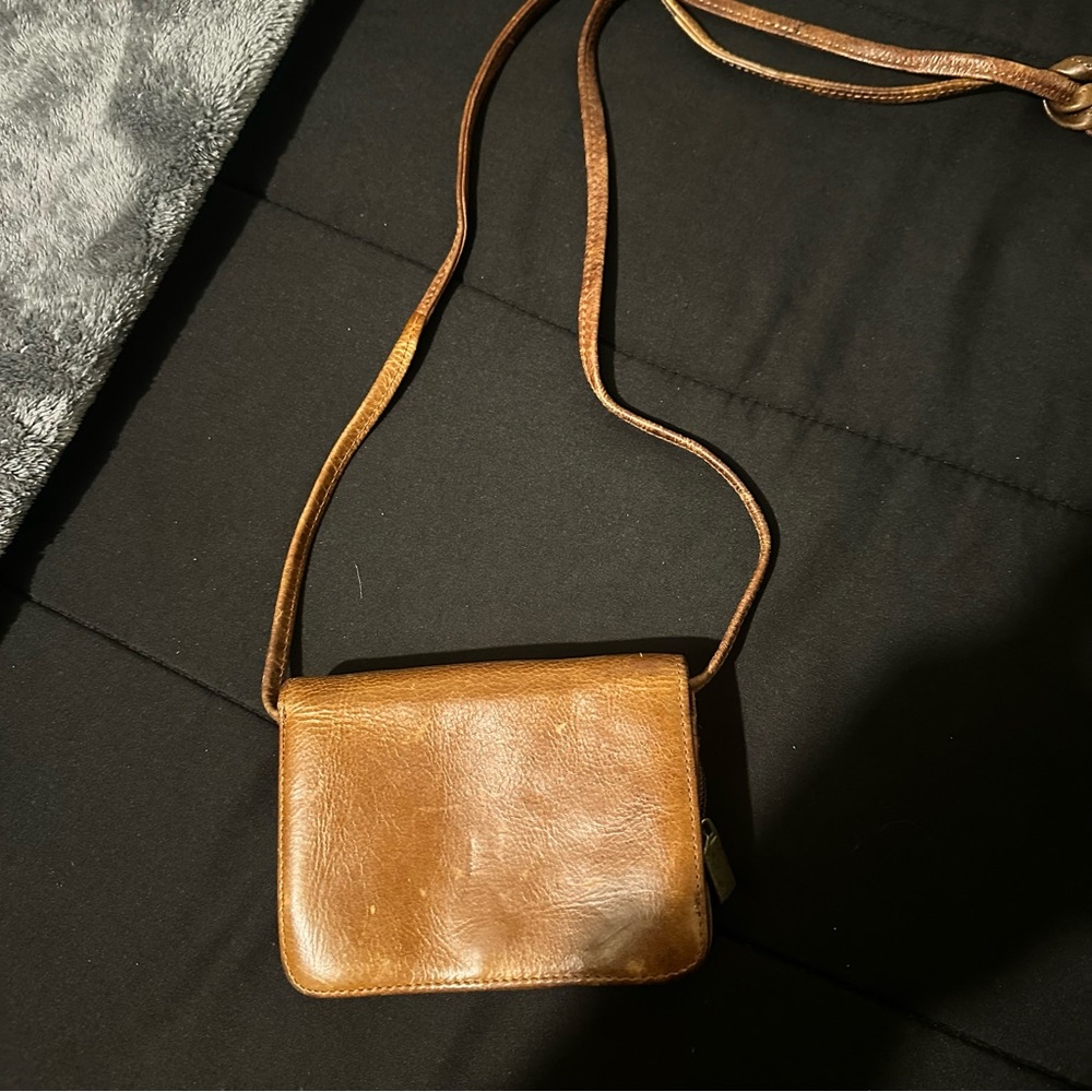 Authentic Original Vintage Style Caramel Leather Crossbody Bag